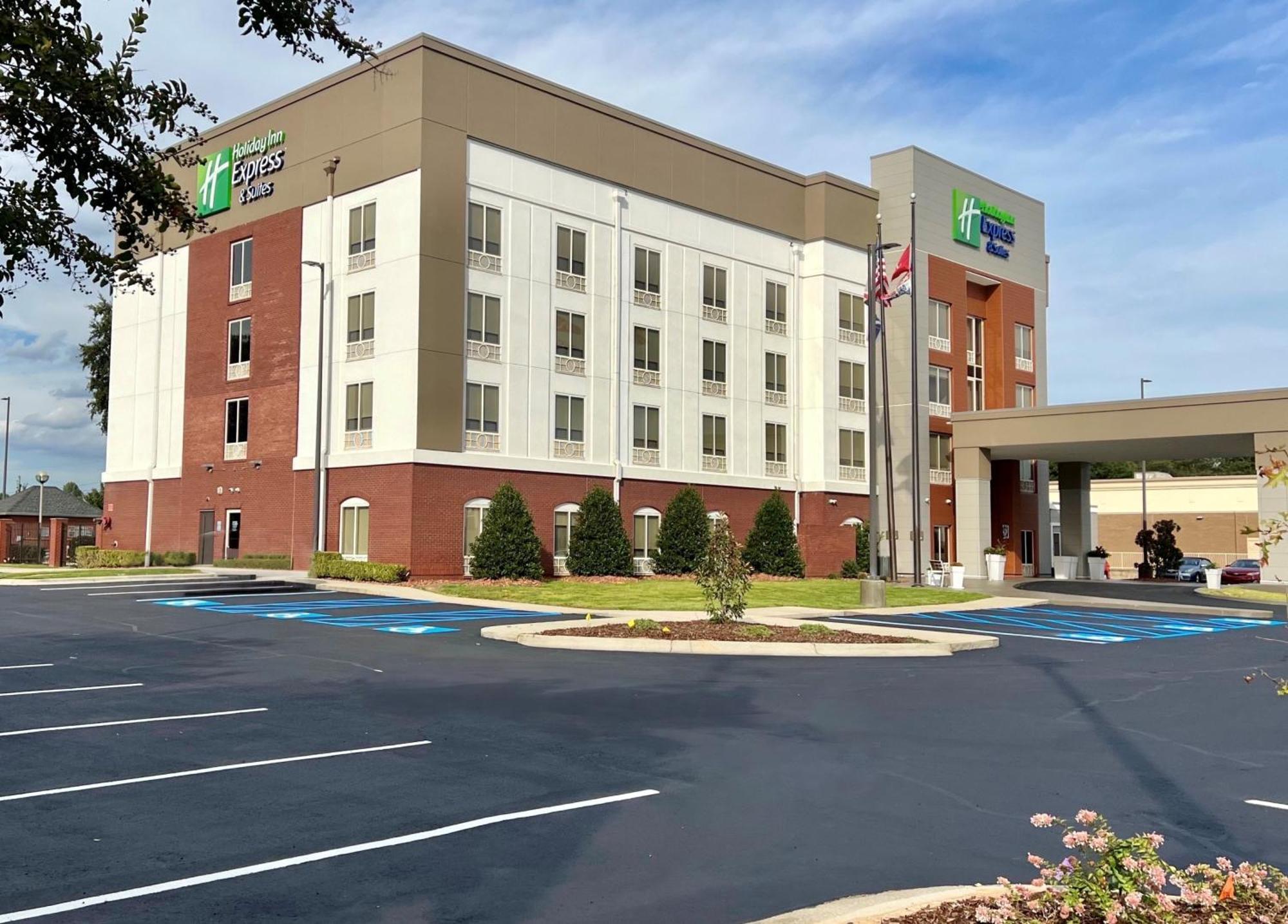 Holiday Inn Express & Suites - Tuscaloosa-University By Ihg Exterior foto