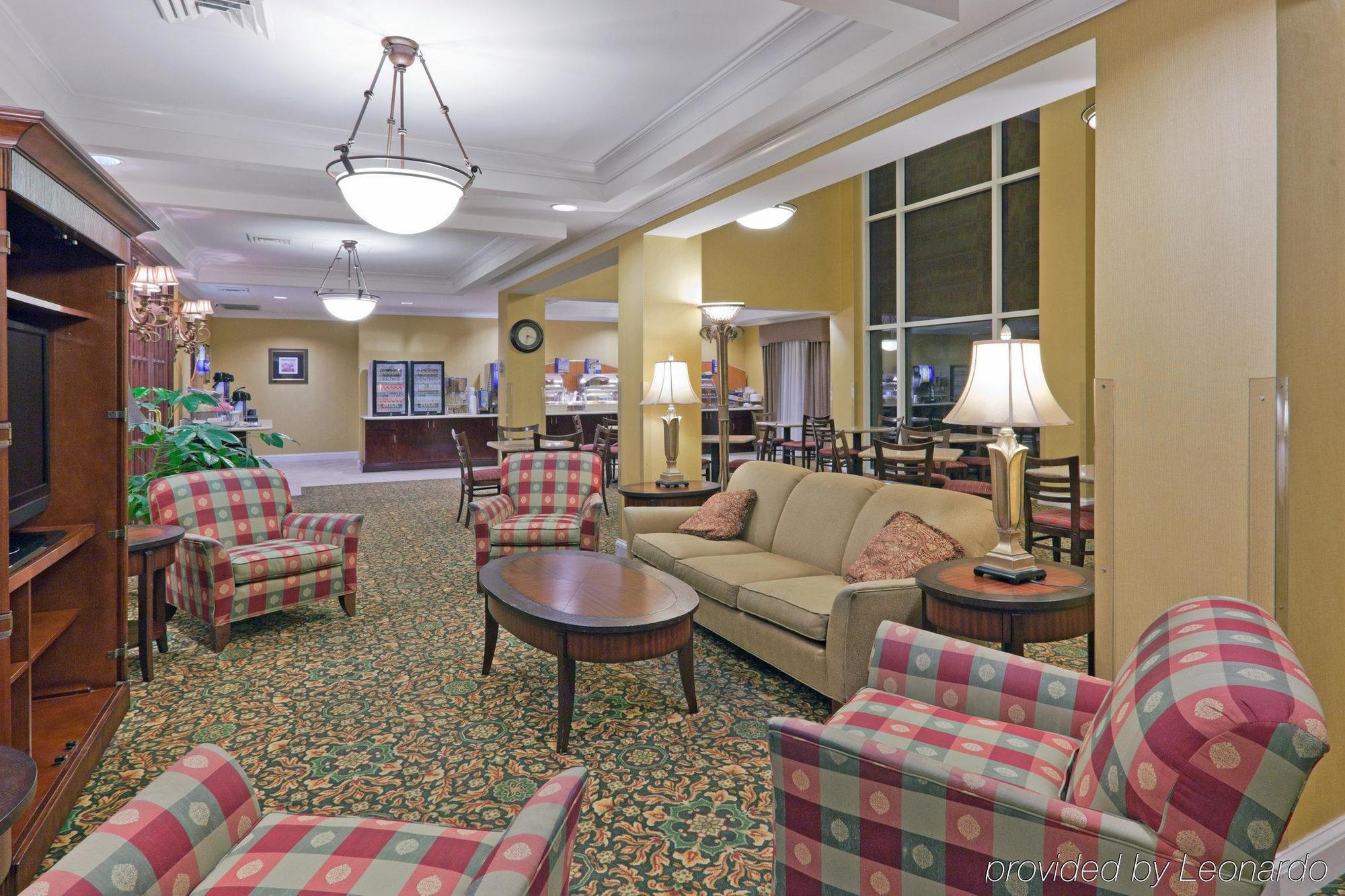 Holiday Inn Express & Suites - Tuscaloosa-University By Ihg Interior foto